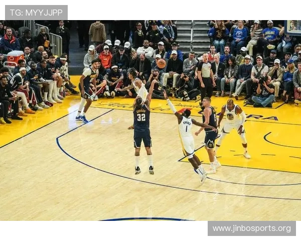 勇士近三战对手外线超准深度揭示球队防守端暴露的关键问题隐患点 勇士近三战对手外线超准深度揭示球队防守端暴露的关键问题隐患点